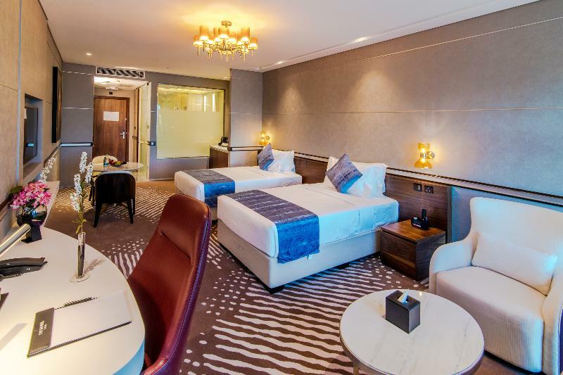 Vip Hotel Doha Qatar Exterior foto Deluxe Room