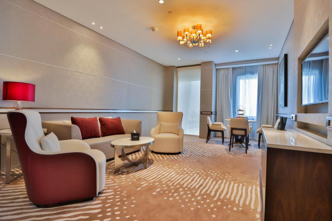 Vip Hotel Doha Qatar Exterior foto Suite at the hotel